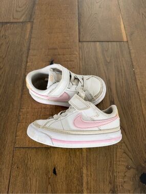 Nike Toddler Shoes Size 6C White/Pink Sneakers Tennis Shoes